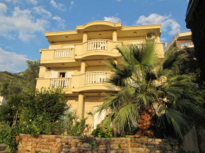 Apartments Villa Pržno